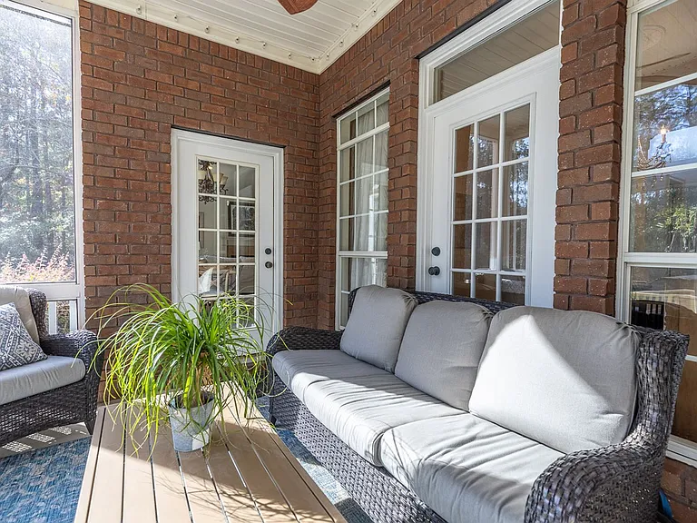 7316 Northbrook Cir — Photo 35