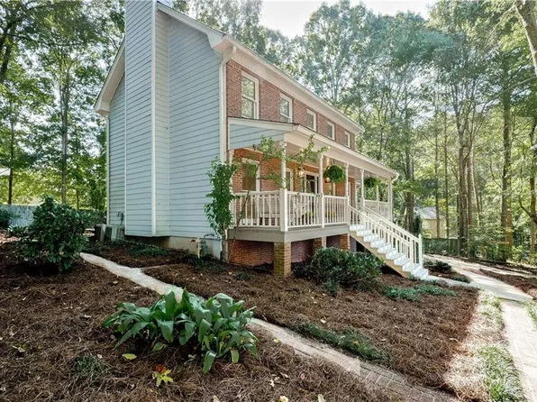 265 White Pines Dr, Alpharetta, GA 30004