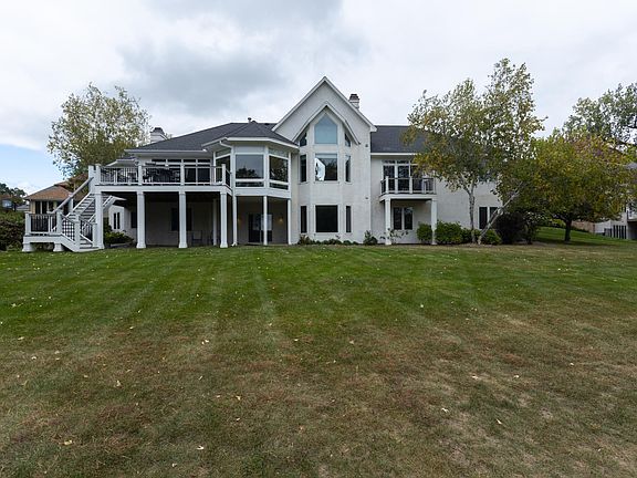 3rd image of 14351 Starrwood Cir