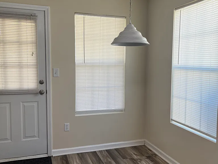 100 Hammett Grove Ln — Photo 10