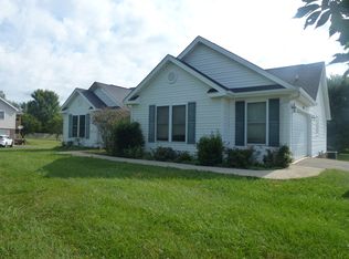 203 Pine Bark Dr, Jonesborough, TN 37659