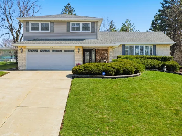 (undisclosed Address), Roselle, IL 60172