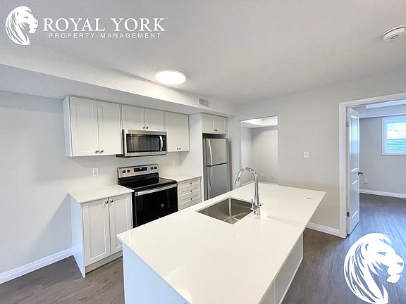3rd image of 410 Northfield Dr W