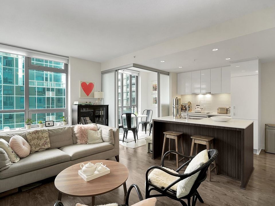1st image of 1308 Hornby St #806