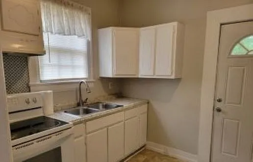 520 N Daughtry St — Photo 5