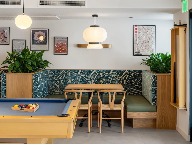 1112 Locust — Photo 31