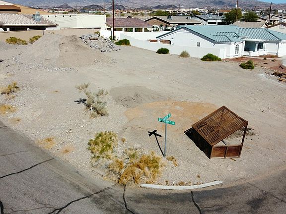2nd image of 2981 Baylor Dr