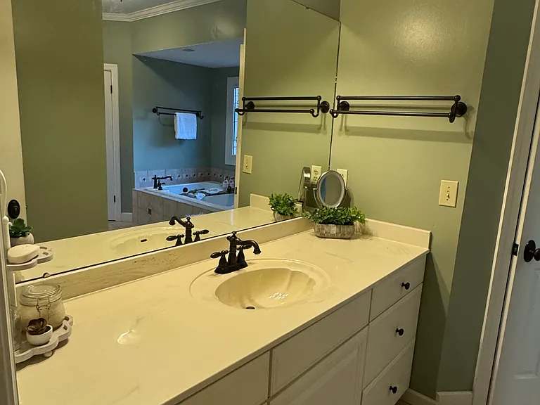 416 Towne Lake Pl — Photo 27