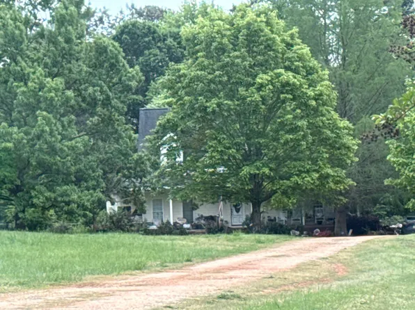 150 Annies Ln, Martin, GA 30557