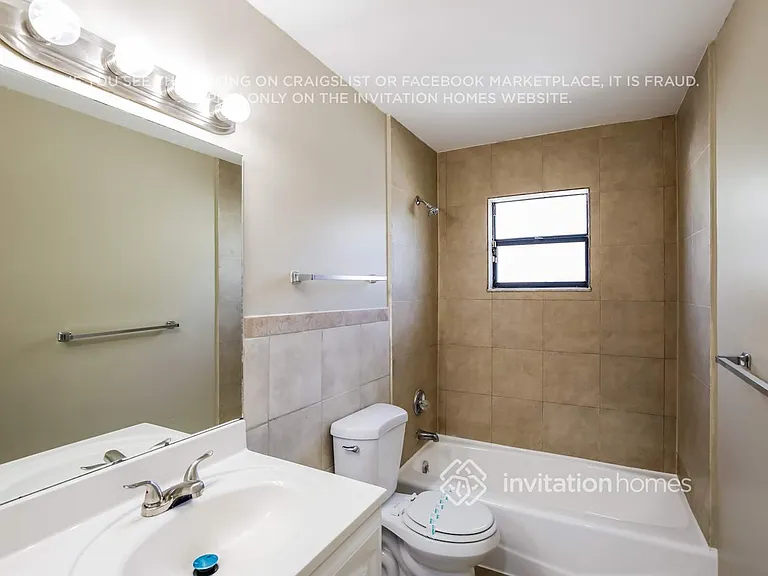 2301 NW 102nd Way — Photo 15