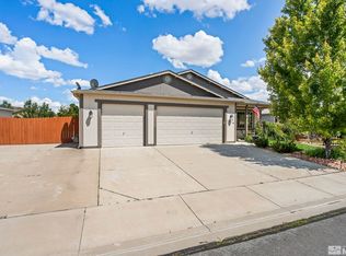 18216 Oakbrook Ln, Reno, NV 89508