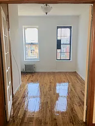 Rented by Warren T Real Estate Corp.