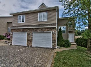 710 S Keyser Ave, Scranton, PA 18504