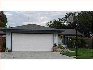 1st image of 2836 Beecher Ct
