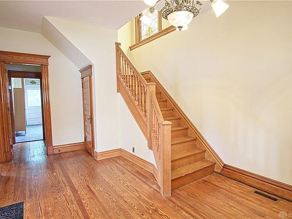 4th image of 1553 Donaldson Pl