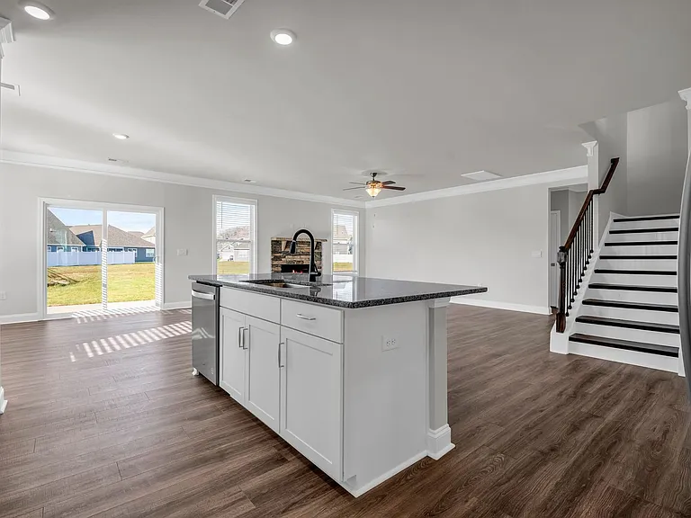 23 Silverthorne Ct — Photo 15