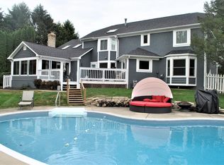 915 Vauxhill Ln, Powell, OH 43065