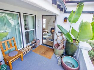 1852 S Redondo Blvd, Los Angeles, CA 90019