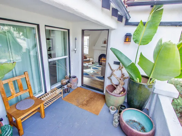 1852 S Redondo Blvd, Los Angeles, CA 90019