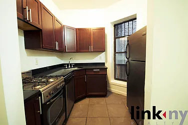 Rented by Link NY Realty