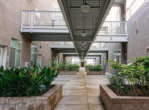 5th image of 114 S Harbor Blvd