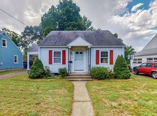 210 Windemere St, Springfield, MA 01104