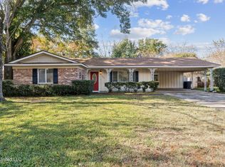 2807 Belair St, Pascagoula, MS 39567