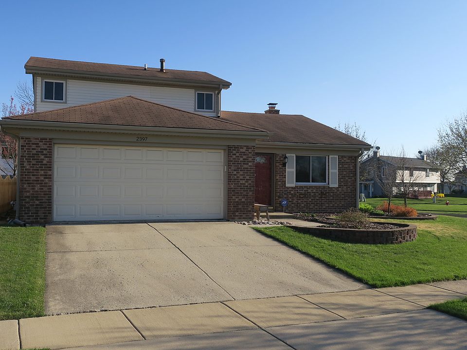 1st image of 2397 Goldfinch St