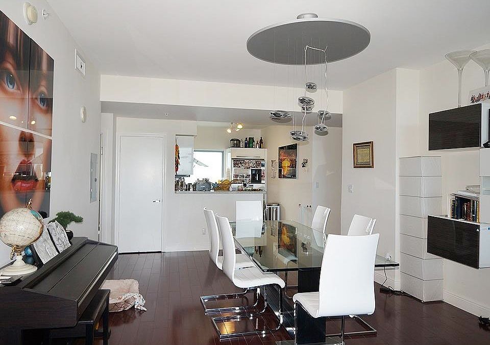 1st image of 601 NE 36th St #126
