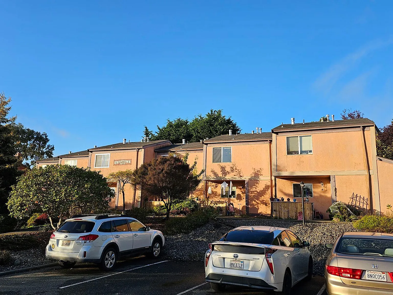 2 bed, 750 sqft, $1,475 — Photo 1