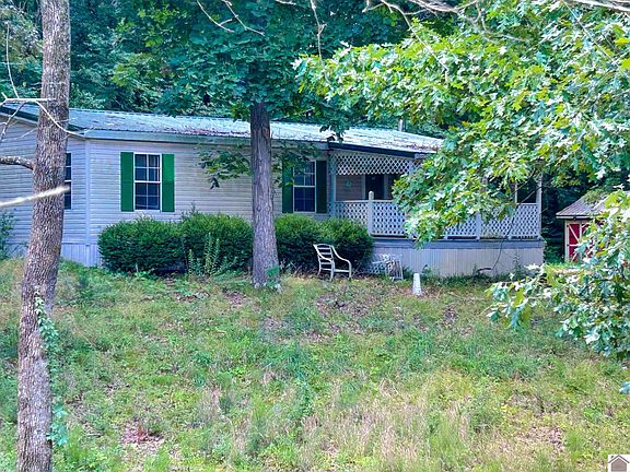 3rd image of 95 Helton St