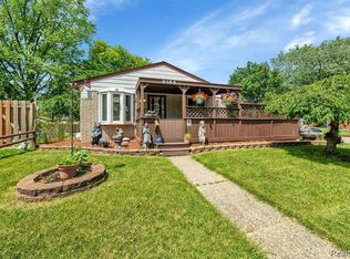 8165 Westminster Ave, Warren, MI