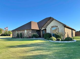 33 Old Post Ln, Enid, OK 73703