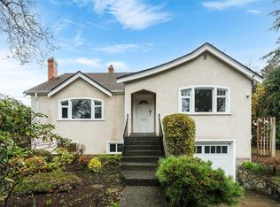 1250 Rockland Ave, Victoria, BC V8V 3J2