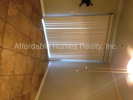 4th image of 501 Gibson Dr APT 411