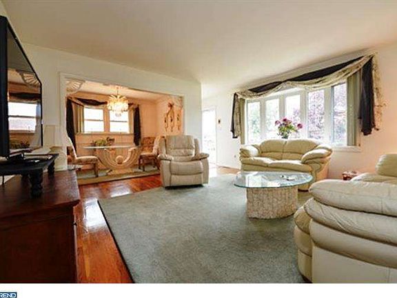 5th image of 2729 Chinchilla Dr