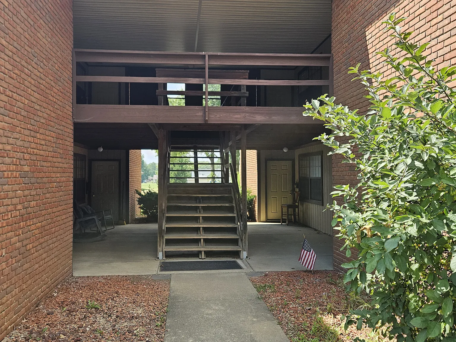2 bed, 782 sqft, $895 — Photo 3