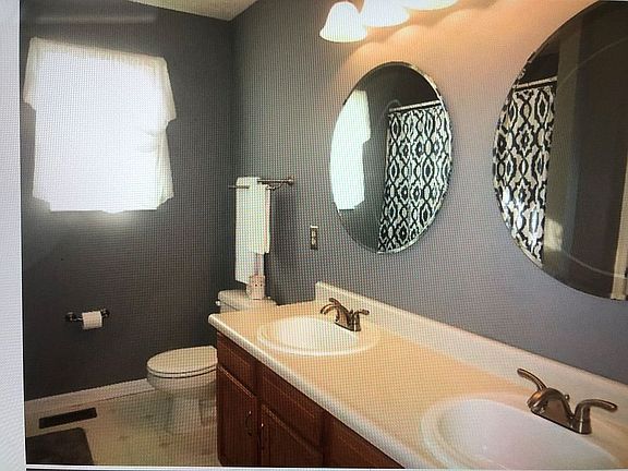 3rd image of 4325 Shandon Dr