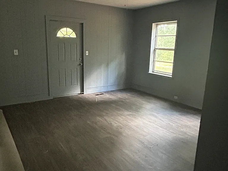219 Highland St — Photo 4
