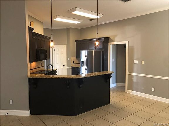 3rd image of 6002 Braeburn Ct