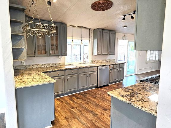 5th image of 1360 Buckingham Way #1360