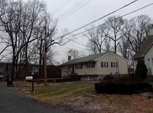 42 Lansing Ave, Trumbull, CT 06611