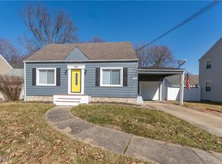 266 Forest Park Dr, Youngstown, OH 44512