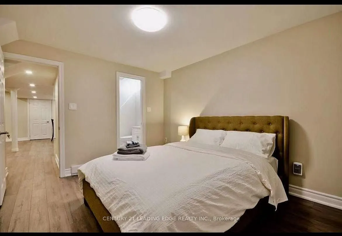 2 bed, $1,999 — Photo 3