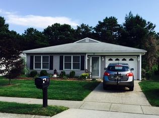 31 Meadowbrook Rd, Brick, NJ 08723