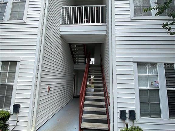 2nd image of 11594 Westwood Blvd APT 1625