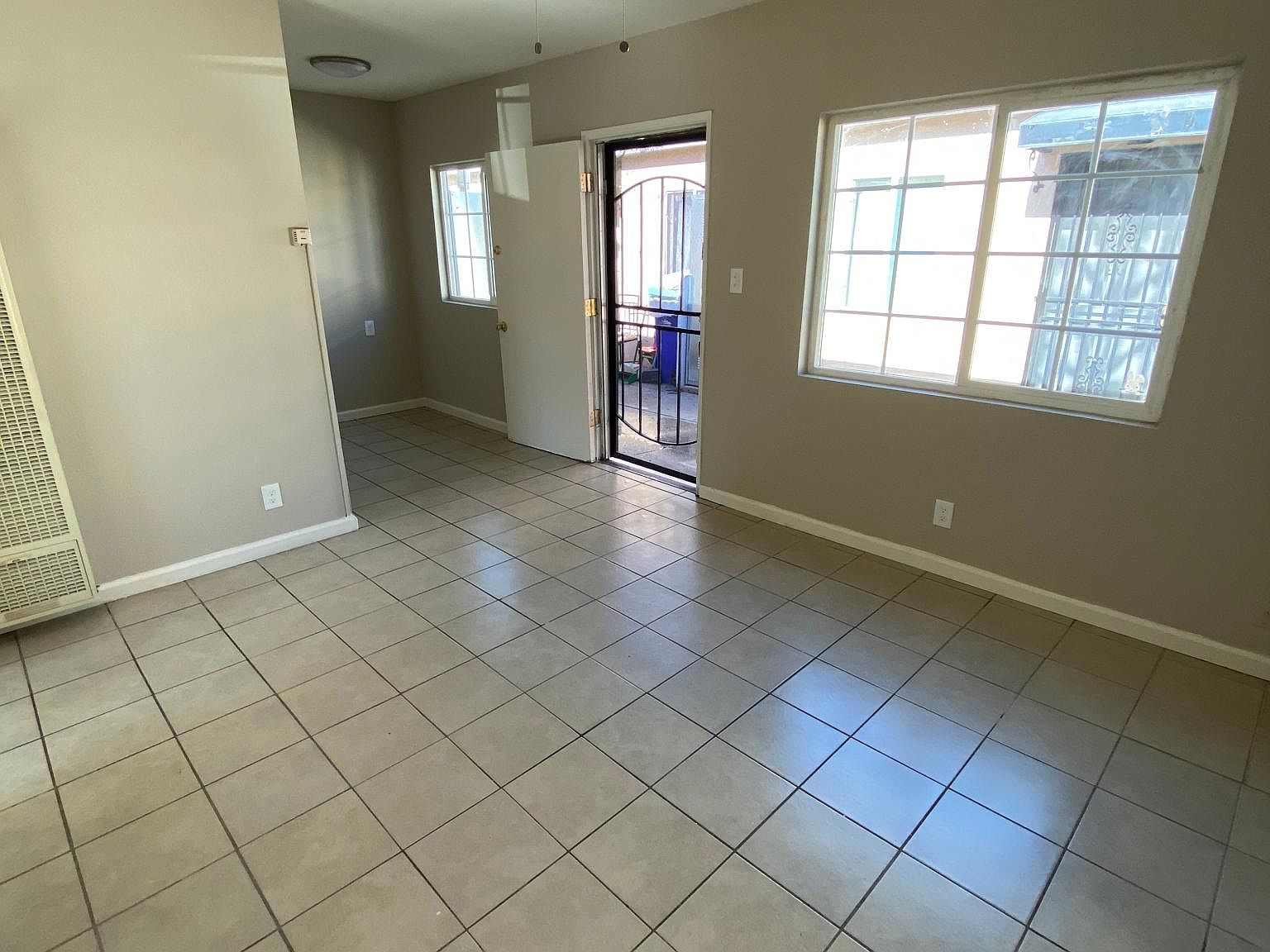 5425 Maywood Ave D, Maywood, CA 90270 Zillow