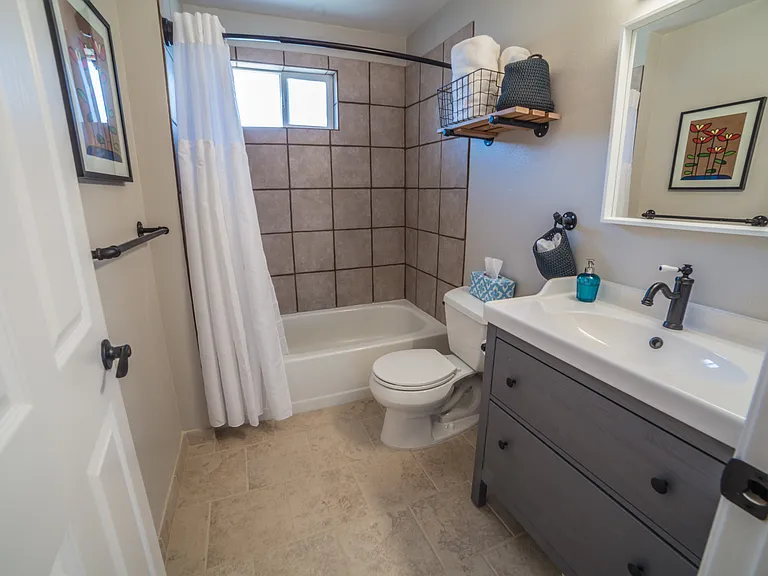 120 N Corona St #B — Photo 16