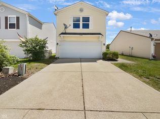1309 Kenwood Dr, Greenwood, IN 46143