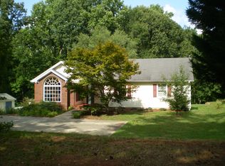 3075 Fork Rd, Gainesville, GA 30506